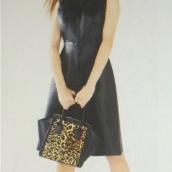 NWT BCBG Joselyn Curved Cheetah Satchel Origin$298 - Picture 4 of 7